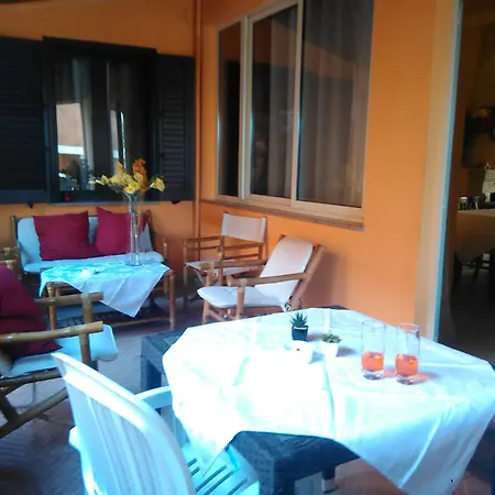Donna Maria Bed & Breakfast *
