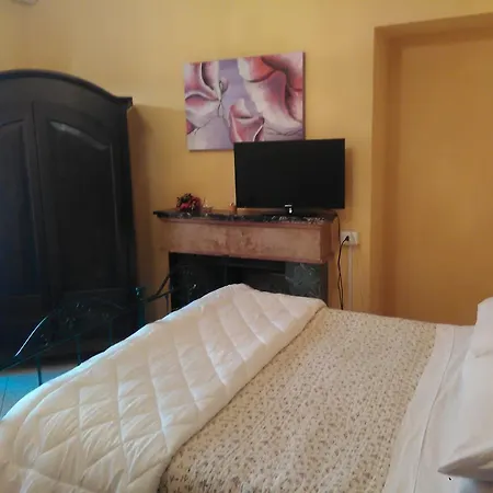 Donna Maria Bed & Breakfast *
